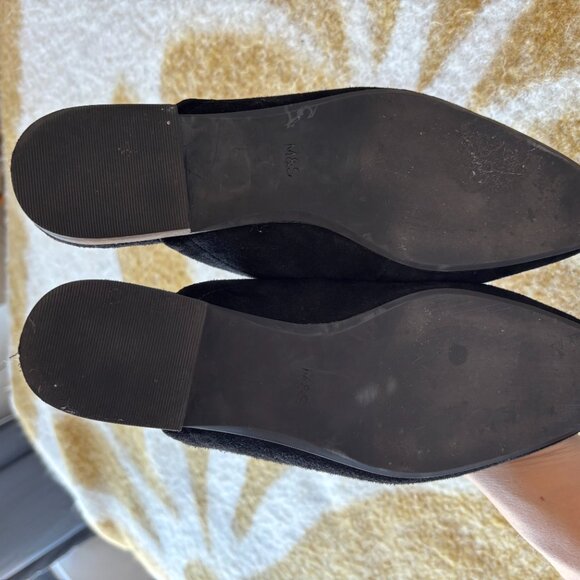 Marks & Spencer Women's Black Suede Slip On Flat Ballet Pumps size 9 - Picture 5 of 5